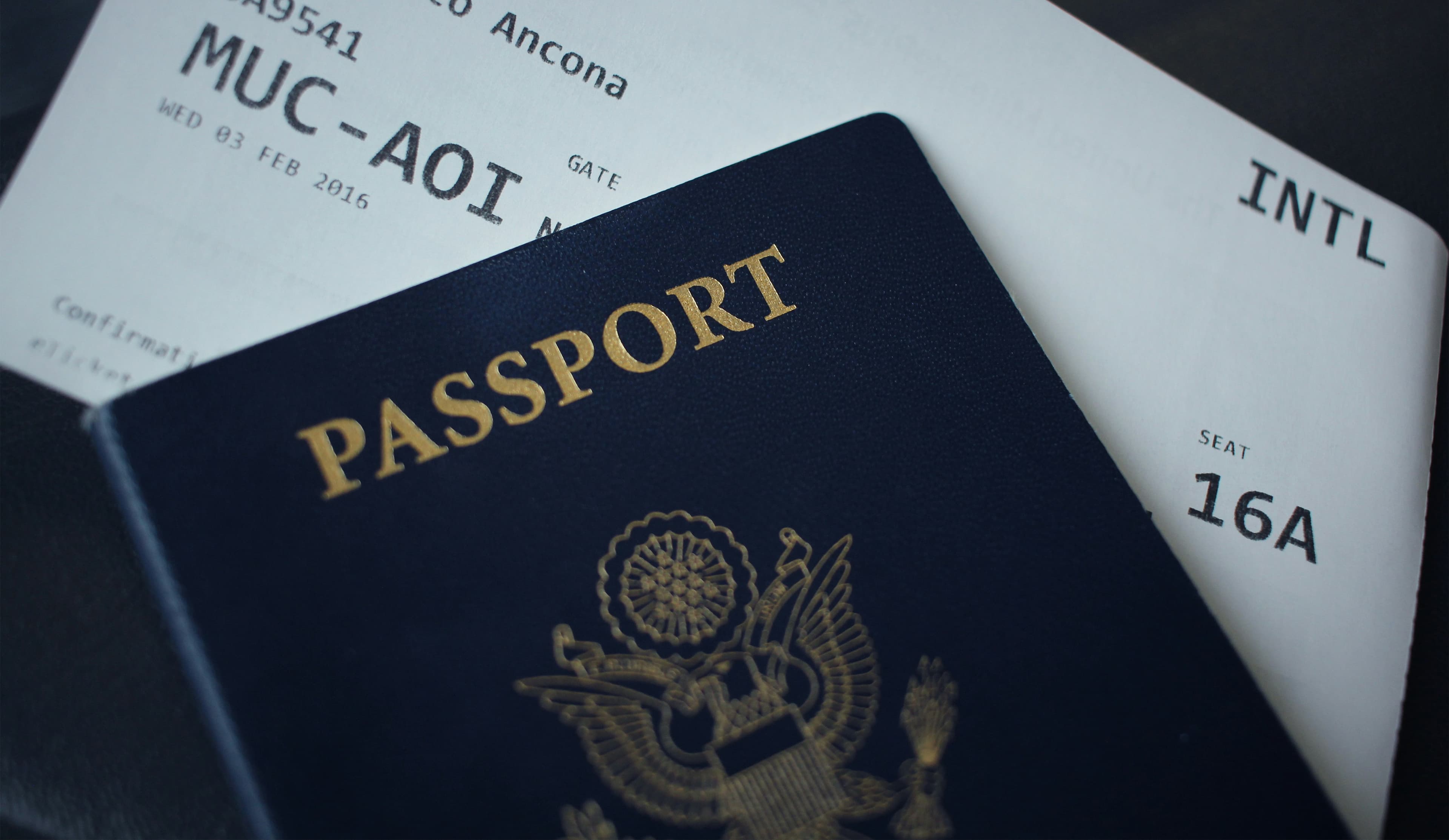 Documents de voyage et administratifs